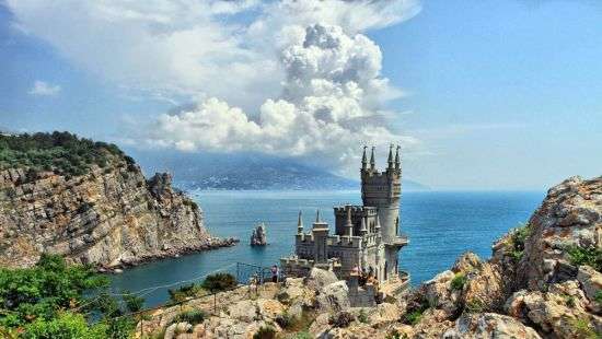 Суд отменил запрет на товарооборот с Крымом