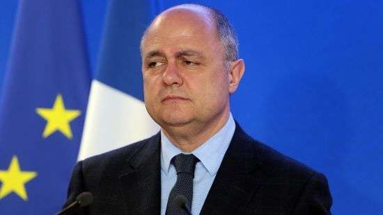 Глава МВД Франции заявил об уходе в отставку