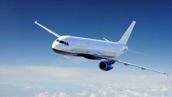 Переговоры пилотов и авиадиспетчеров разрешили слушать в режиме реального времени