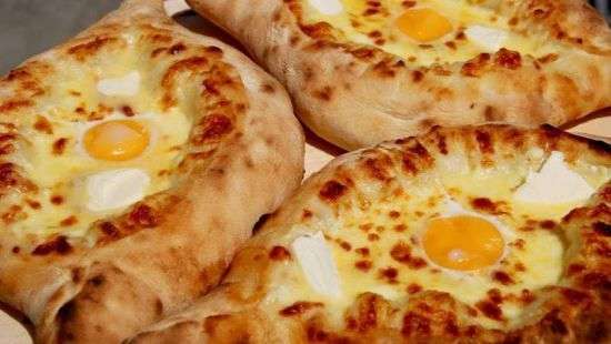 В Грузии измеряют инфляцию с помощью хачапури