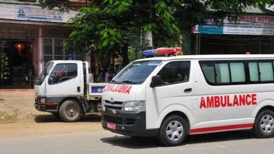 В Индии в реку упал автобус с пассажирами, есть жертвы