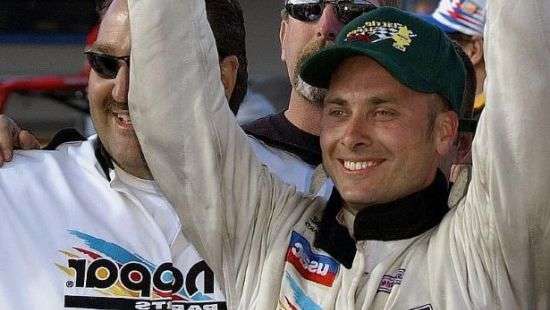 Американский гонщик разбился на юбилейном старте (ВИДЕО)