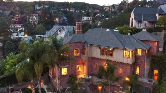 Дом Дракулы в Голливуде продают за $3 миллиона