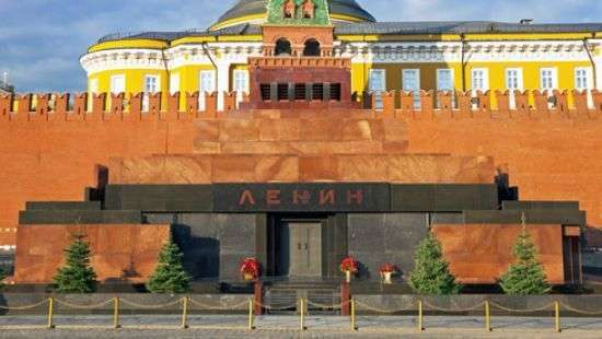 В России заговорили о том, чтобы убрать Ленина из Мавзолея