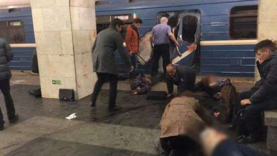 Среди раненых в питерском метро есть дети