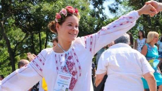 Саакашвили обвинил Порошенко в переманивании его людей