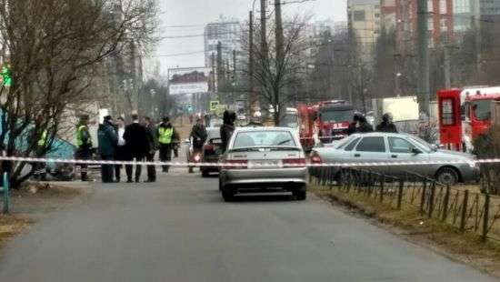 В жилом доме Санкт-Петербурга нашли взрывное устройство