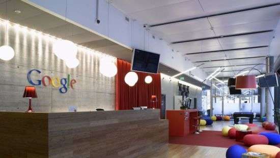 Google будет проверять по всему миру достоверность новостей