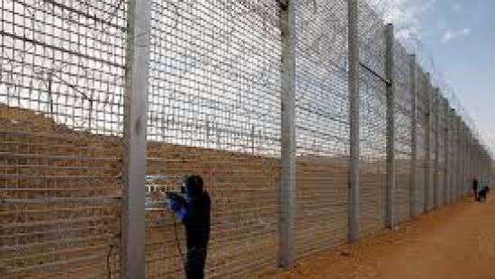 Израиль закрыл границу с Египтом