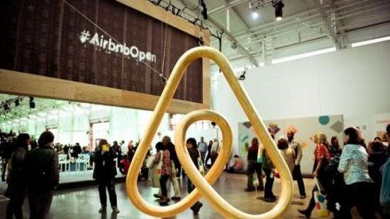 Airbnb ликвидировал подразделение в России