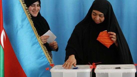 Кандидатами в президенты Ирана зарегистрировались около 200 человек