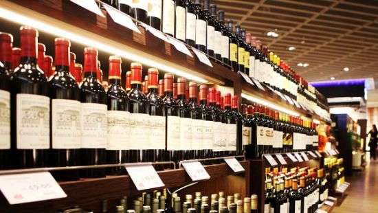 Суд обязал Киевсовет снять запрет за продажу алкоголя ночью