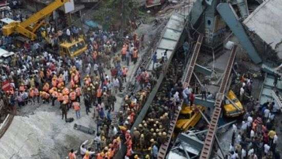 Выросло число жертв мусорной горы, накрывшей дома в Шри-Ланке