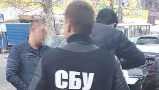 В Херсоне старший лейтенант полиции попался на взятке