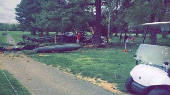 Появилось видео падения военного вертолета в США на поле для гольфа