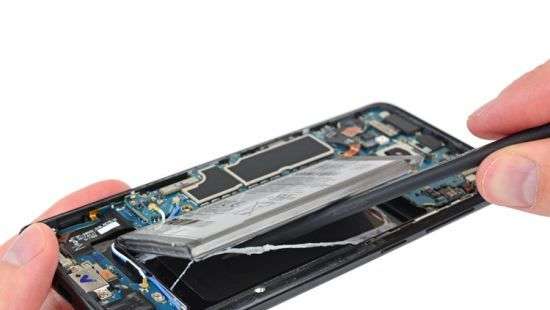 Galaxy S8 обладает посредственной ремонтопригодностью