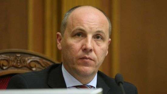 Парубий заявил, что Россия использует тему импичмента Порошенко для дестабилизации в Украине