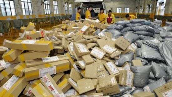 Таможенникам разрешат изымать и уничтожать заграничные посылки