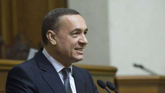 Суд отпустил Мартыненко на поруки