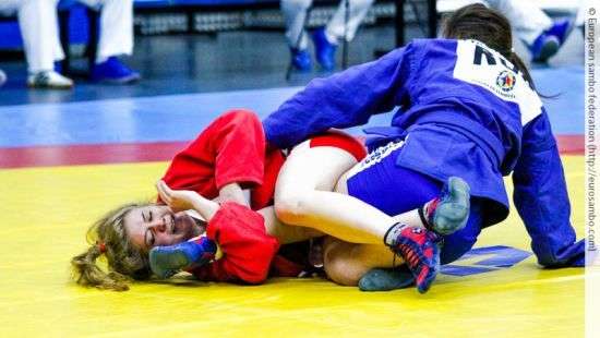 Сборная Украины по самбо завоевала 21 медаль на ЧЕ