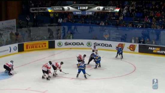 Украина с поражения стартовала на ЧМ по хоккею