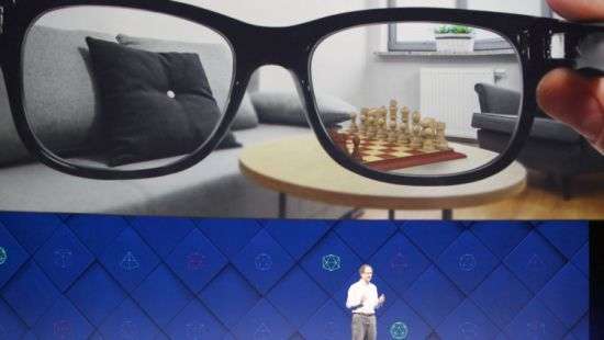 Facebook работает над AR-очками