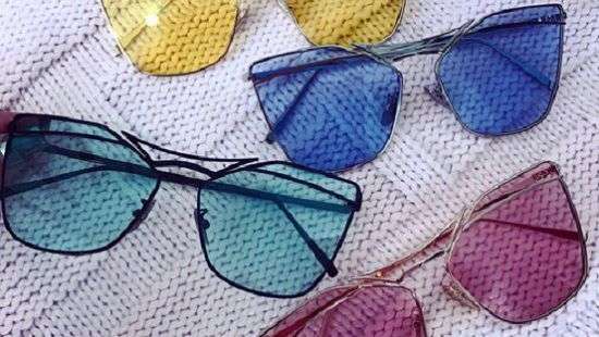 Специалисты рассказали об опасности солнцезащитных очков