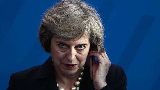 Премьер Великобритании перепутала туризм с терроризмом