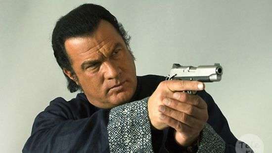 База «Миротворца» пополнилась Стивеном Сигалом