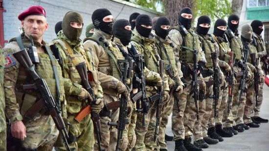 В Мариуполе полиция ищет оружие и боевиков