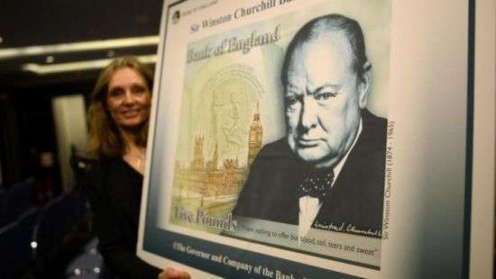 Новые британские купюры вышли с ошибками