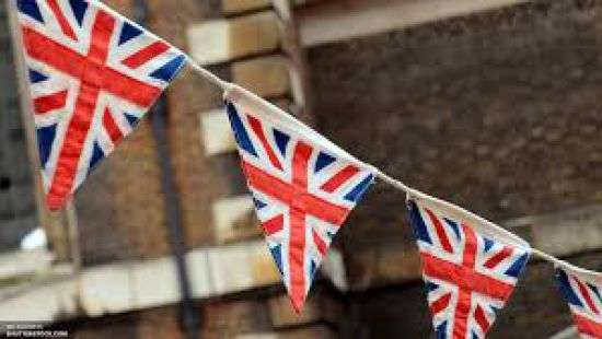 В Великобритании в полночь распустили парламент