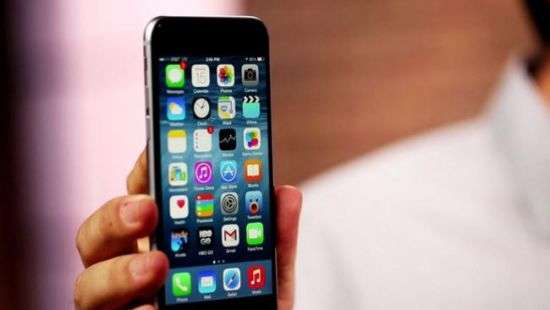 Продажи iPhone неожиданно упали