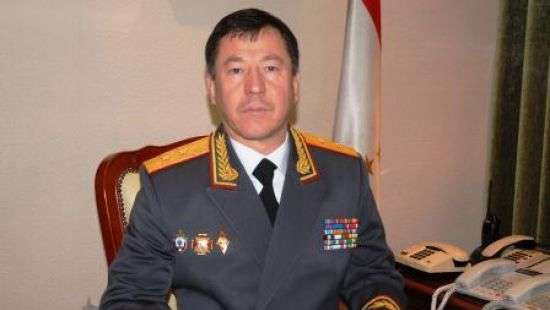 В Таджикистане сотрудников МВД заставили похудеть и ходить в театр