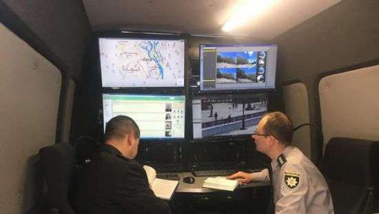 В Украине полиция начала использовать систему распознавания лиц на митингах (фото)