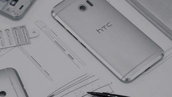 HTC погружается в финансовую яму