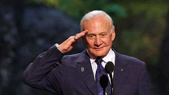 Побывавший на Луне  астронавт призывает США сосредоточиться на марсианской программе