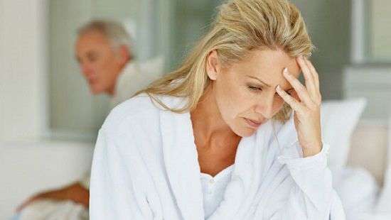 Врачи рассказали, как защититься от раннего климакса
