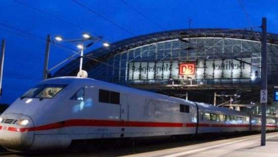 Железная дорога будет распознавать пассажиров по мобильным телефонам