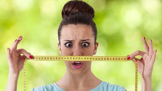 Эксперты назвали главные ошибки, которые мешают похудеть к лету