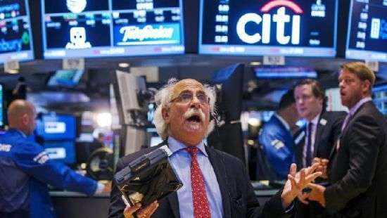 Указ Порошенко обвалил акции Яндекса и Mail.ru