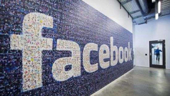 Франция оштрафовала Facebook