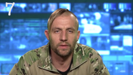Нардеп Гаврилюк рассказал, почему у журналиста порвана рубашка и разбито лицо