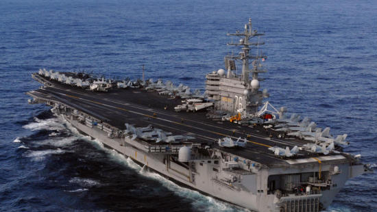 К Корейскому полуострову подойдет второй американский авианосец