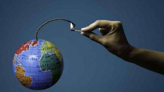 Американский политолог рассказал о «трех фронтах новой холодной войны»