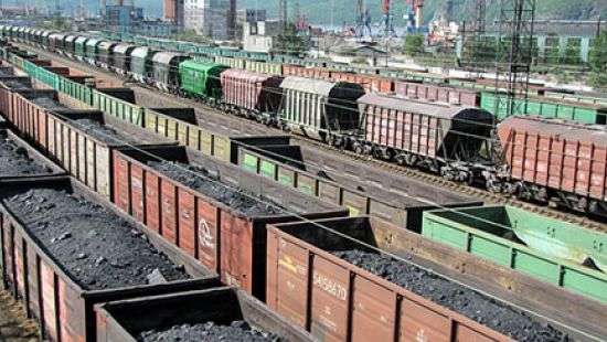 Украина запретила России железнодорожные перевозки грузов