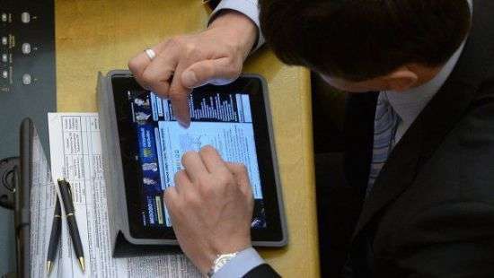 Нардепы и их дети продолжают вести страницы в запрещенных российских соцсетях