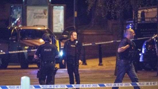 Тереза Мэй рассказала, где террорист взорвал бомбу