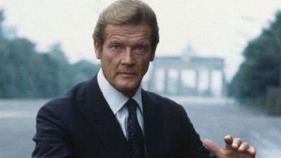 Умер актер, сыгравший Джеймса Бонда