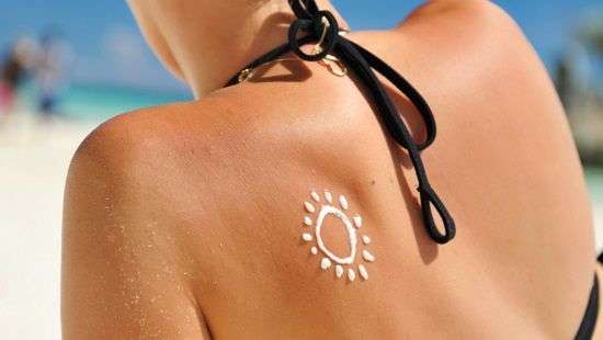 Как защитится от рака кожи, рассказали эксперты